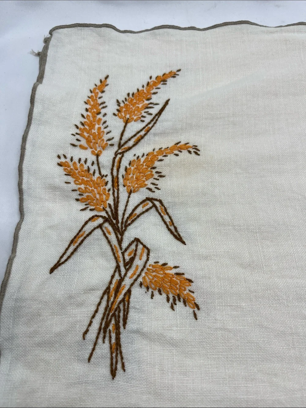 Vintage 1970s Homemade  Wheat Embroidered Set of 4 Napkins and 4 Placemats
